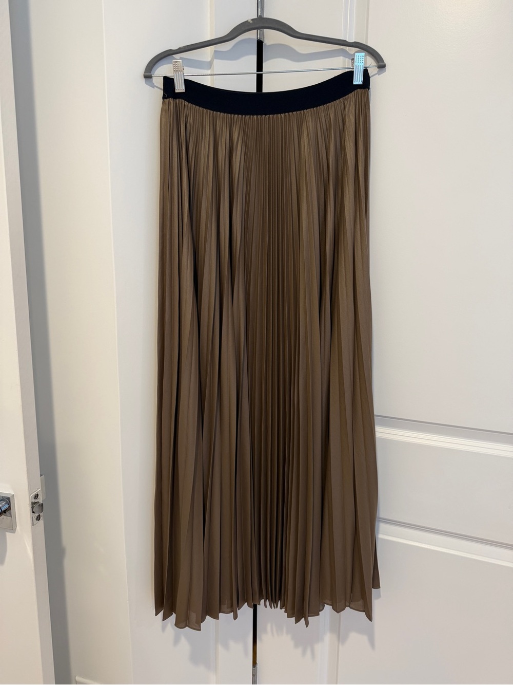 BCBGMaxAzria Pleated Maxi Skirt in Brown with Black Waistband